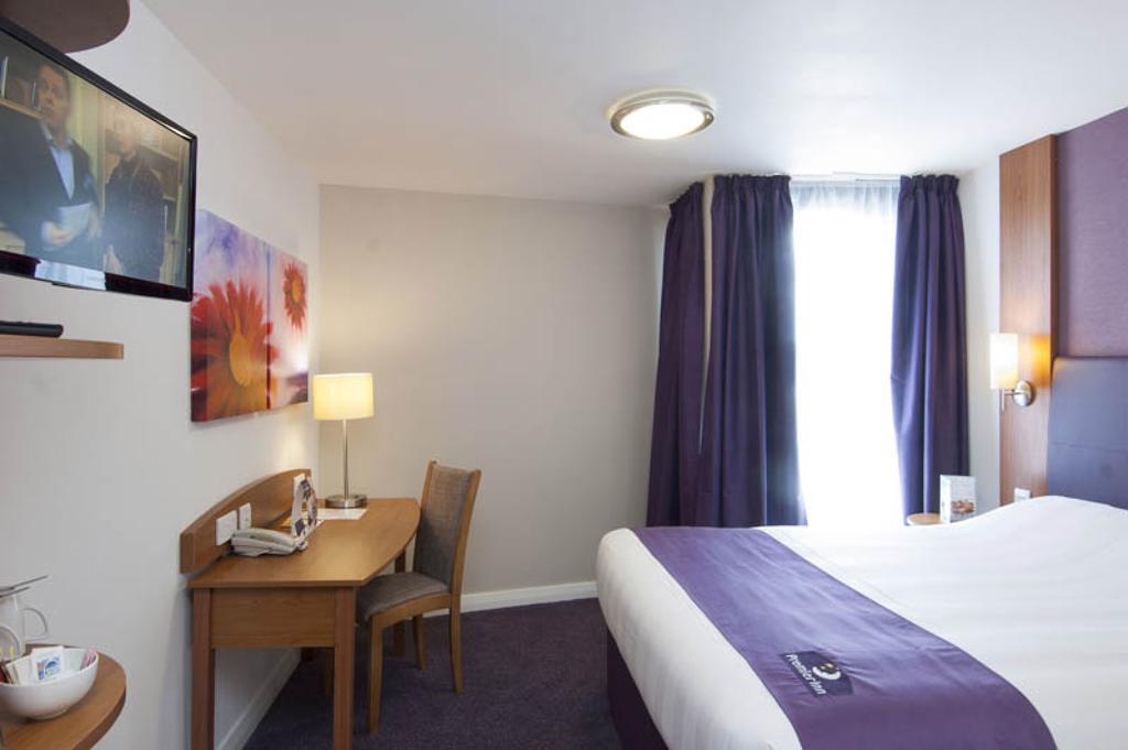 Premier Inn Ashford Central מראה חיצוני תמונה