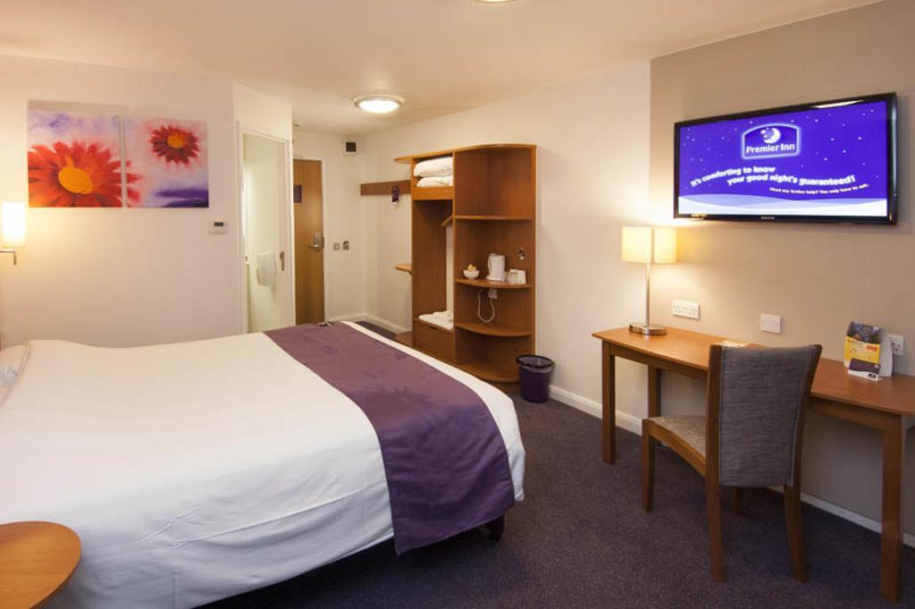 Premier Inn Ashford Central מראה חיצוני תמונה