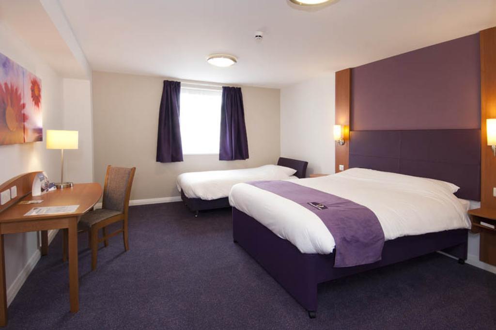 Premier Inn Ashford Central חדר תמונה